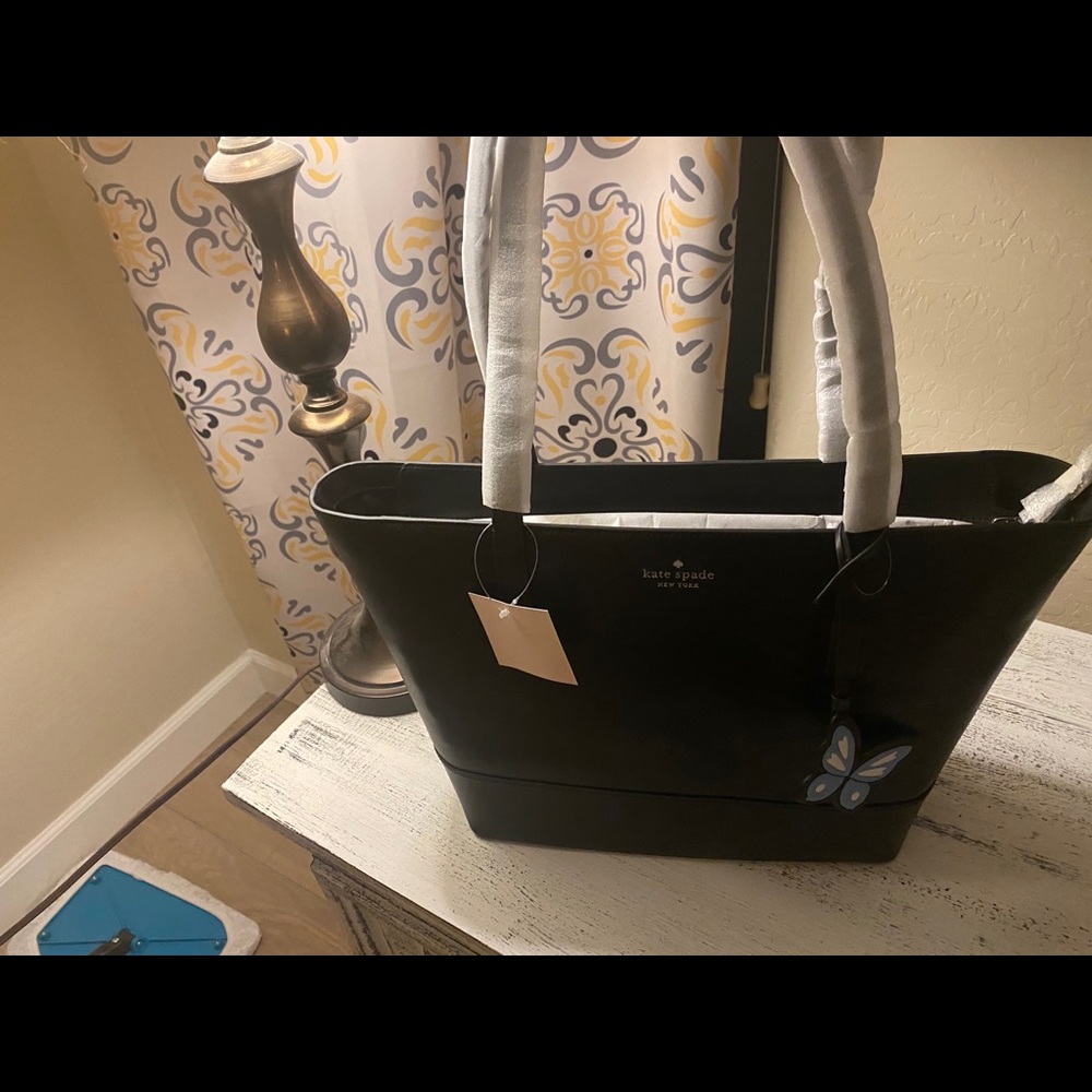 Kate Spade brand new leather zip tote/shoulder bag